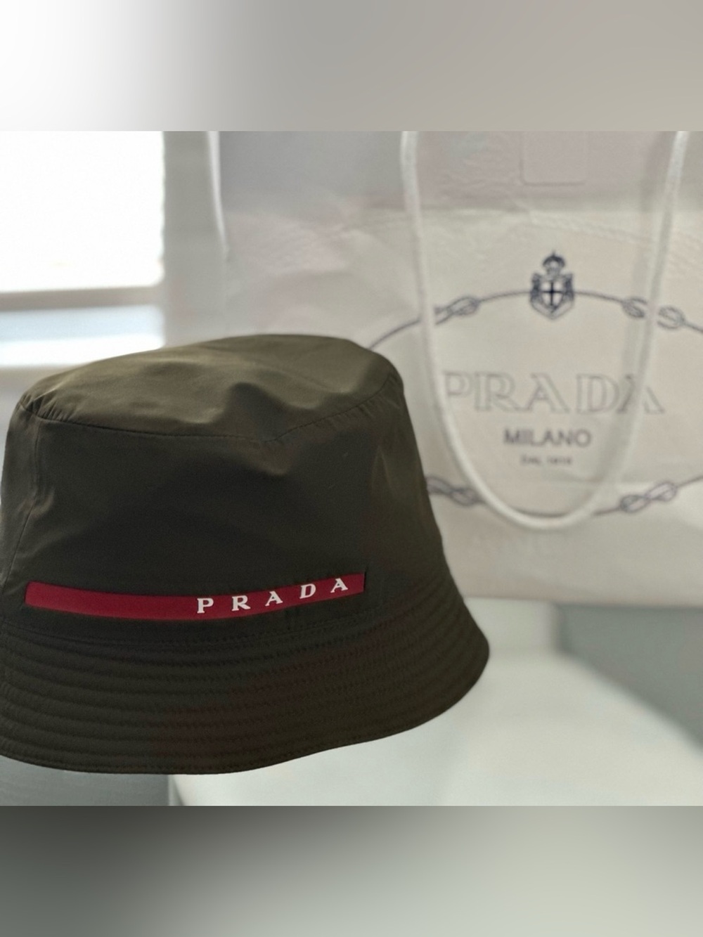 Prada NYLON bucket hat - Green